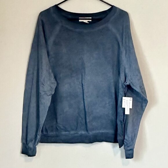 NWT Treasure & Bond Mineral Wash Navy Crewneck Sweater - Size: Large - Picture 1 of 6